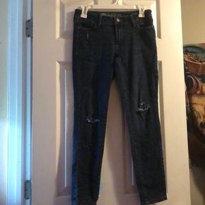 Mid-rise skinny jeans